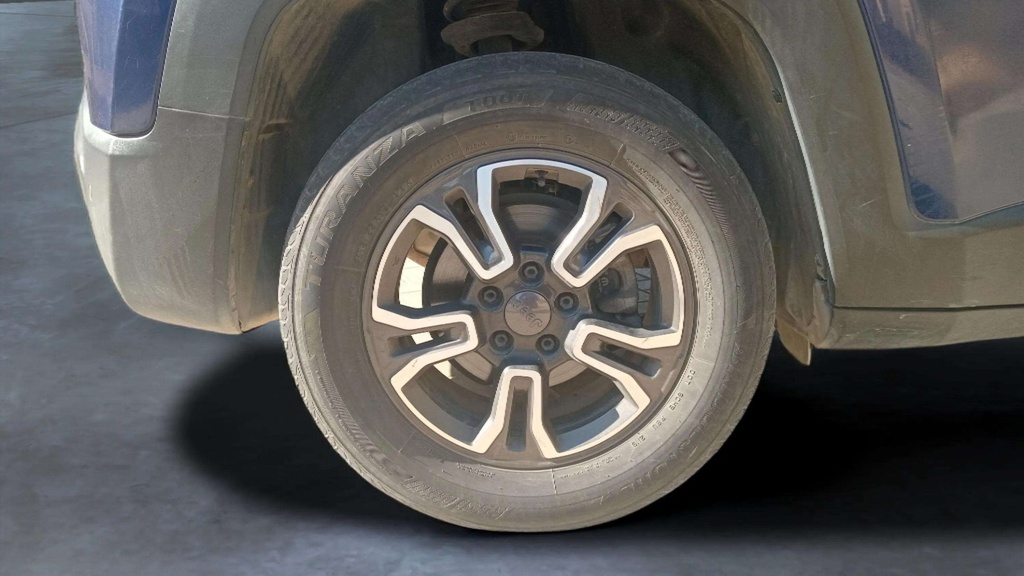 RR R TIRE