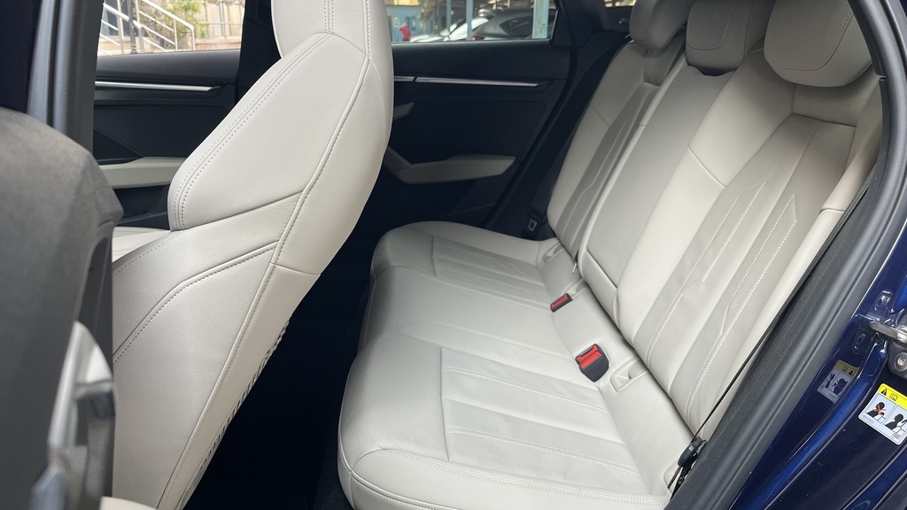 RR SEATS