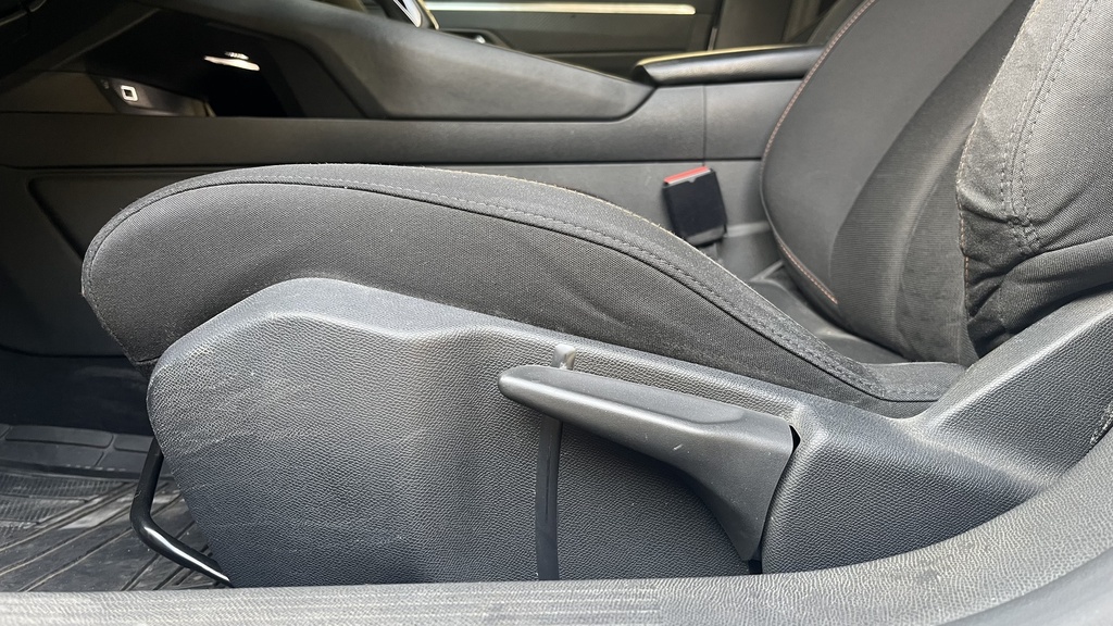 DRIVER SEAT SWITCHES