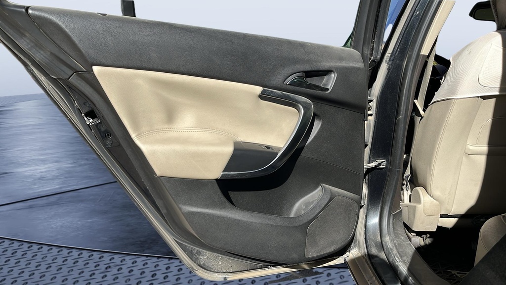 RR L DOOR