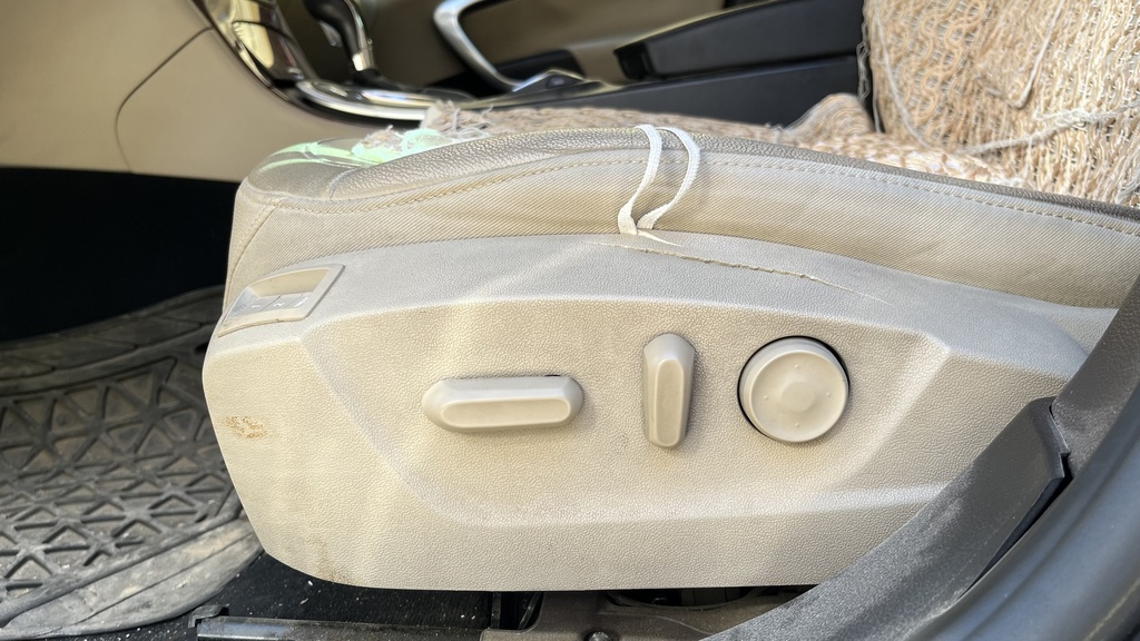 DRIVER SEAT SWITCHES