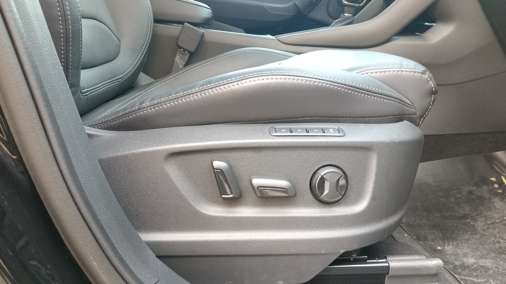 DRIVER SEAT SWITCHES