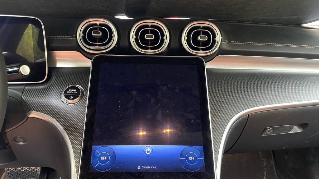 MULTIMEDIA SCREEN