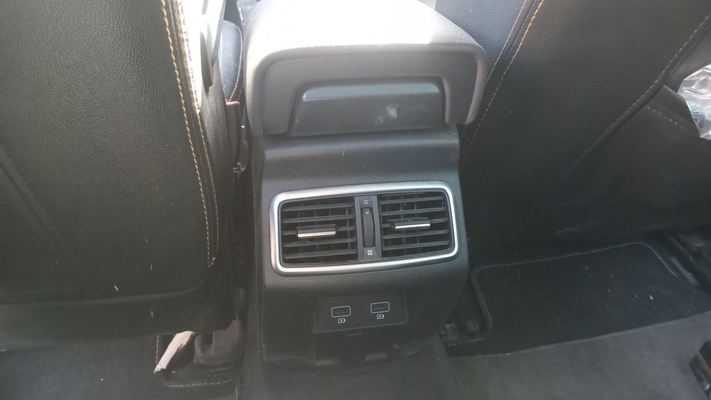 RR AC GRILL