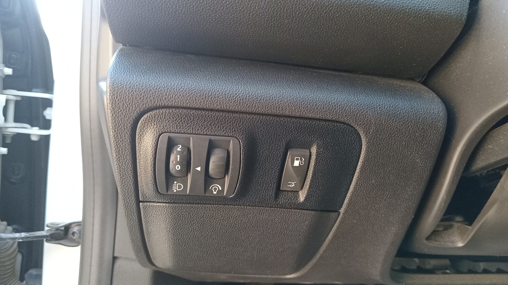 LIGHT SWITCHES