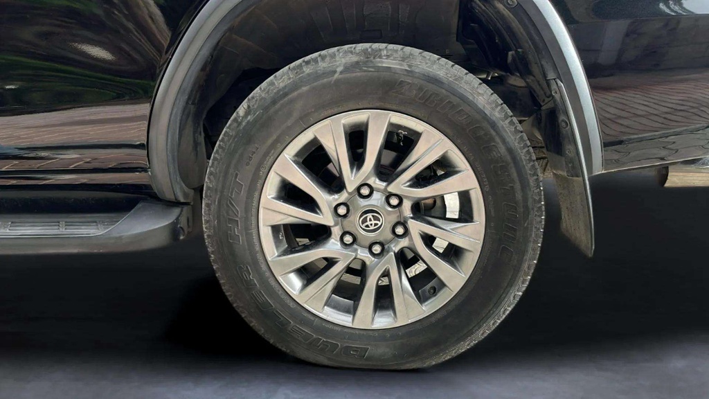 RR L TIRE