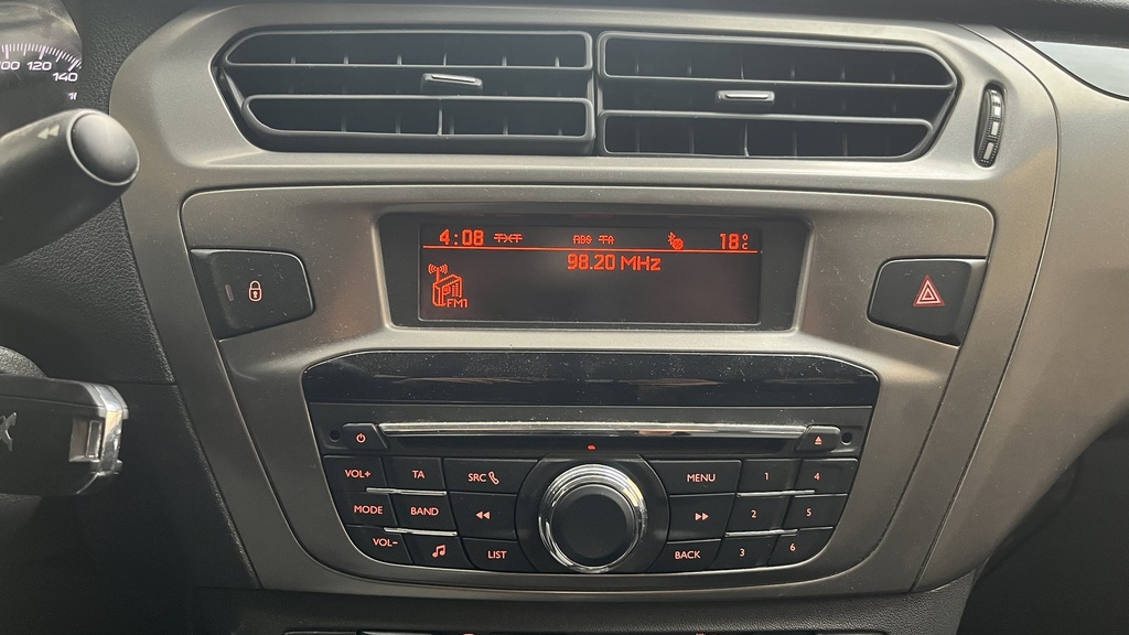 MULTIMEDIA SCREEN