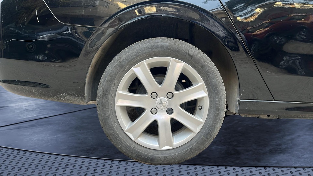 RR R TIRE
