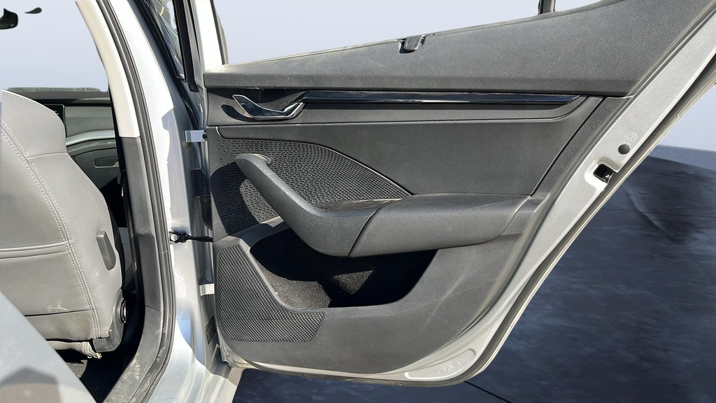 RR R DOOR