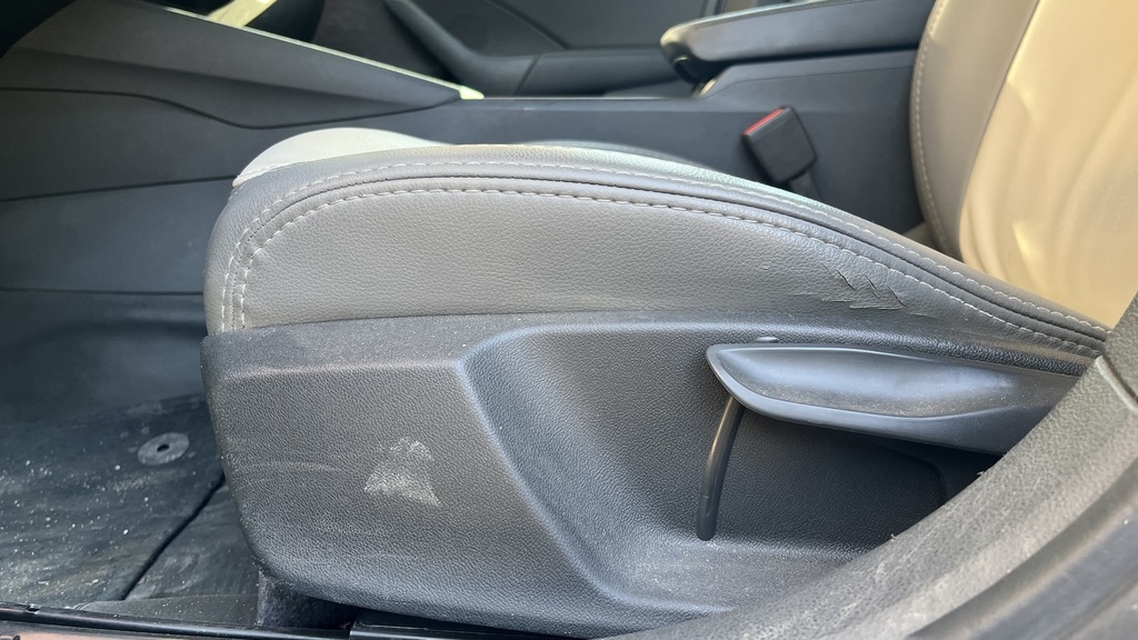 DRIVER SEAT SWITCHES