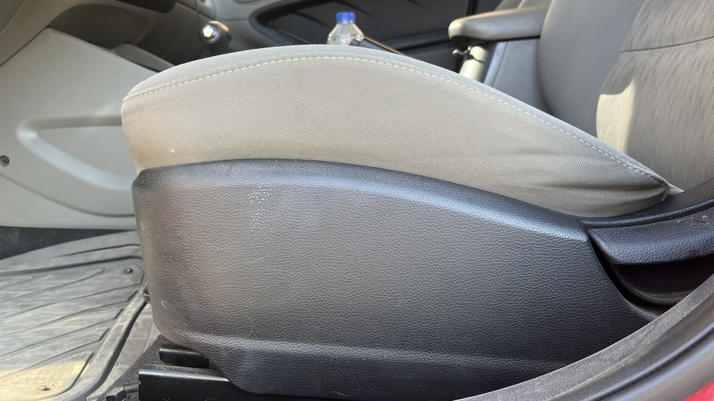 DRIVER SEAT SWITCHES