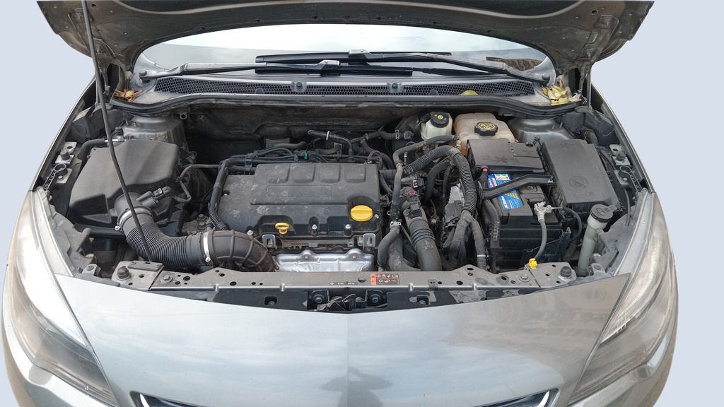 ENGINE COMPARTMENT