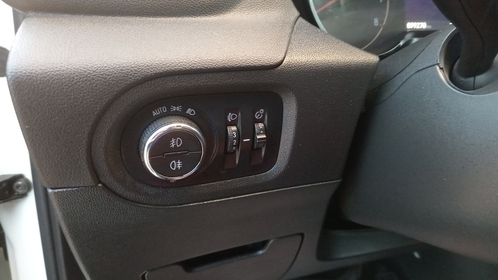 LIGHT SWITCHES