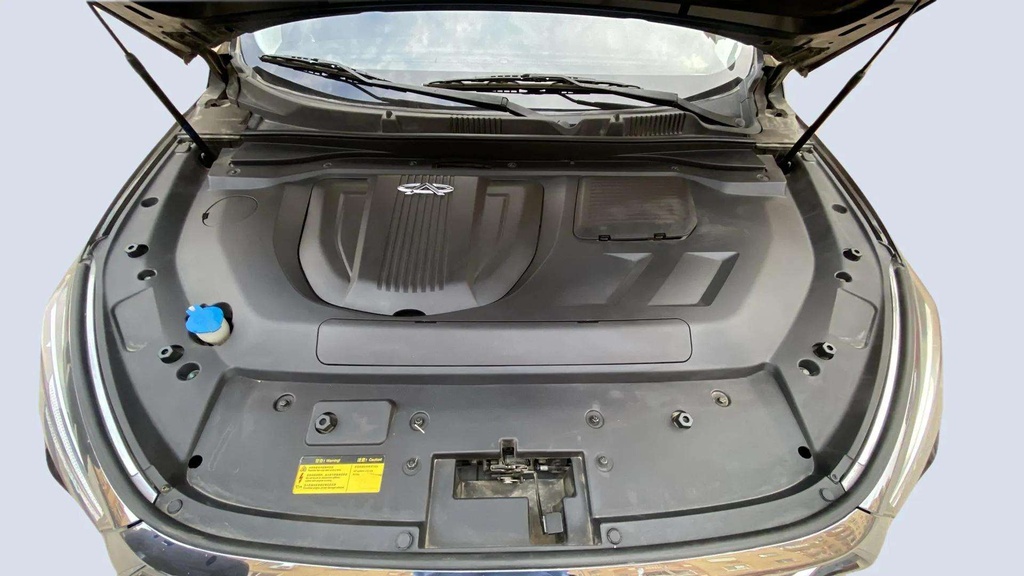 ENGINE COMPARTMENT