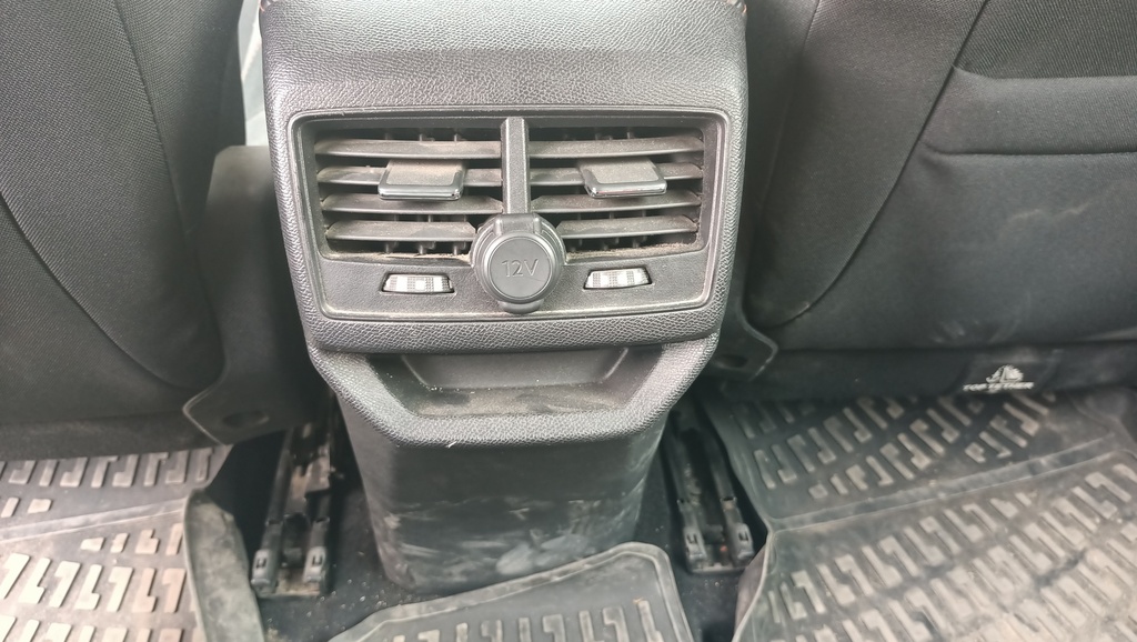 RR AC GRILL