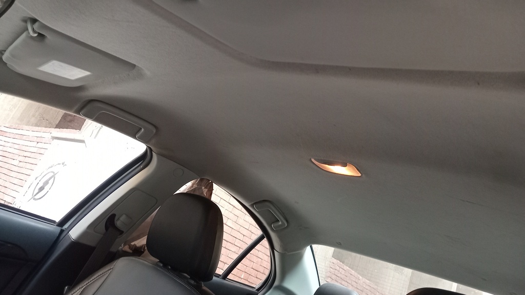 CAR ROOF MAT