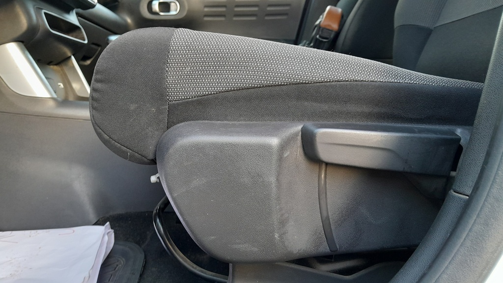 DRIVER SEAT SWITCHES