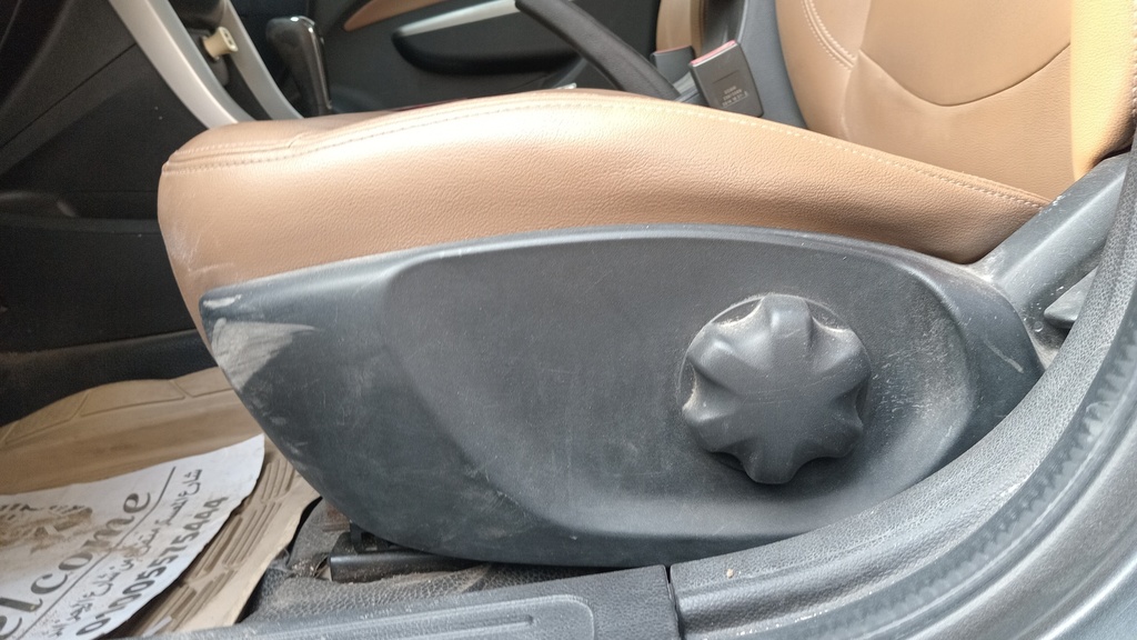 DRIVER SEAT SWITCHES