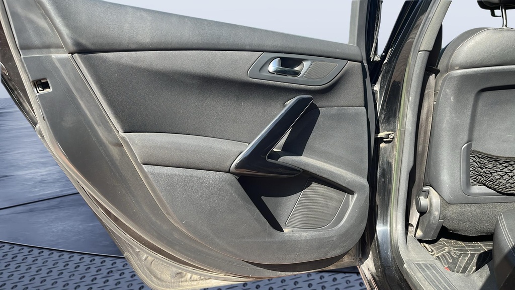 RR L DOOR