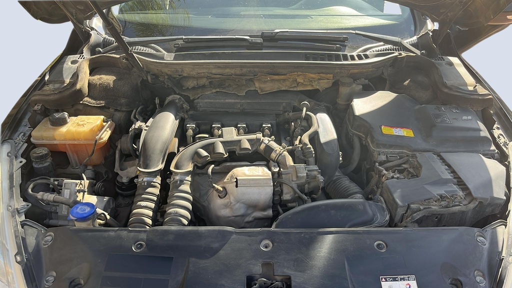 ENGINE COMPARTMENT