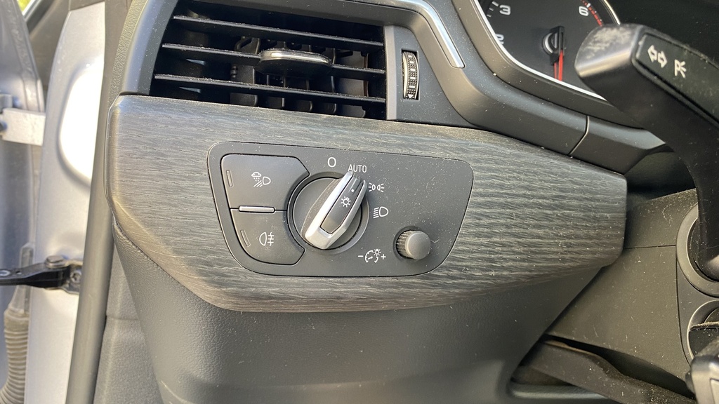 LIGHT SWITCHES