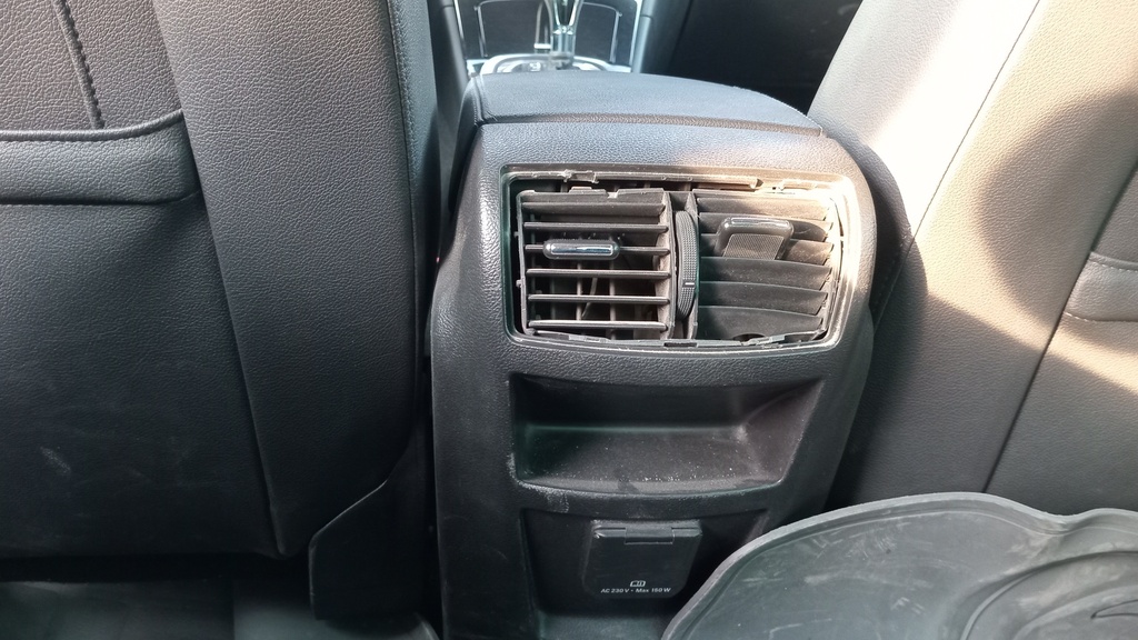RR AC GRILL
