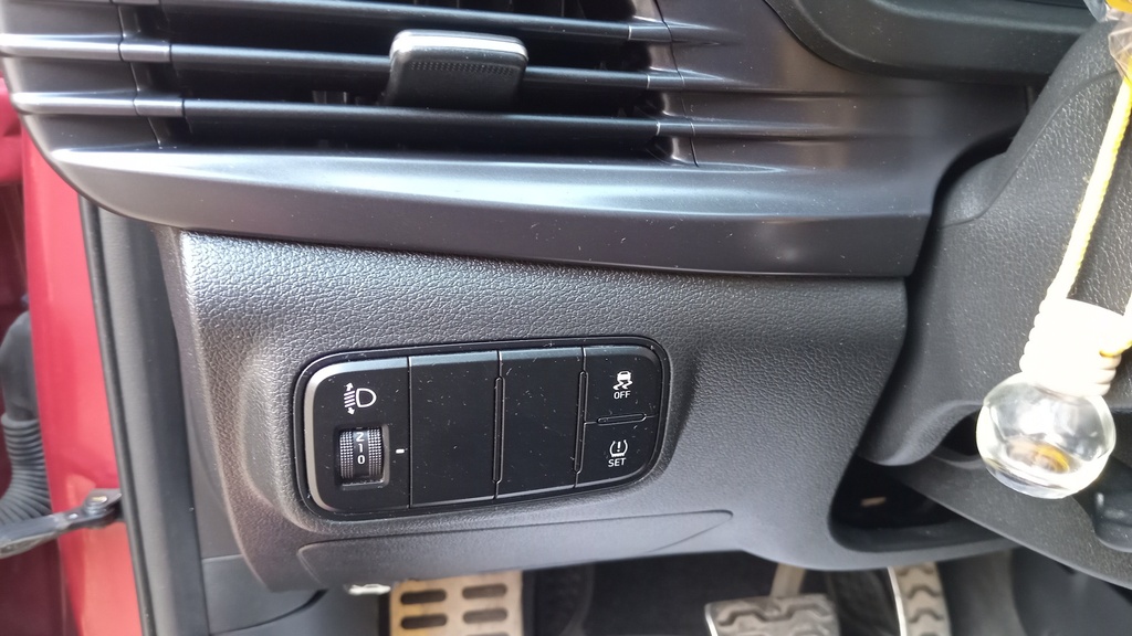 LIGHT SWITCHES