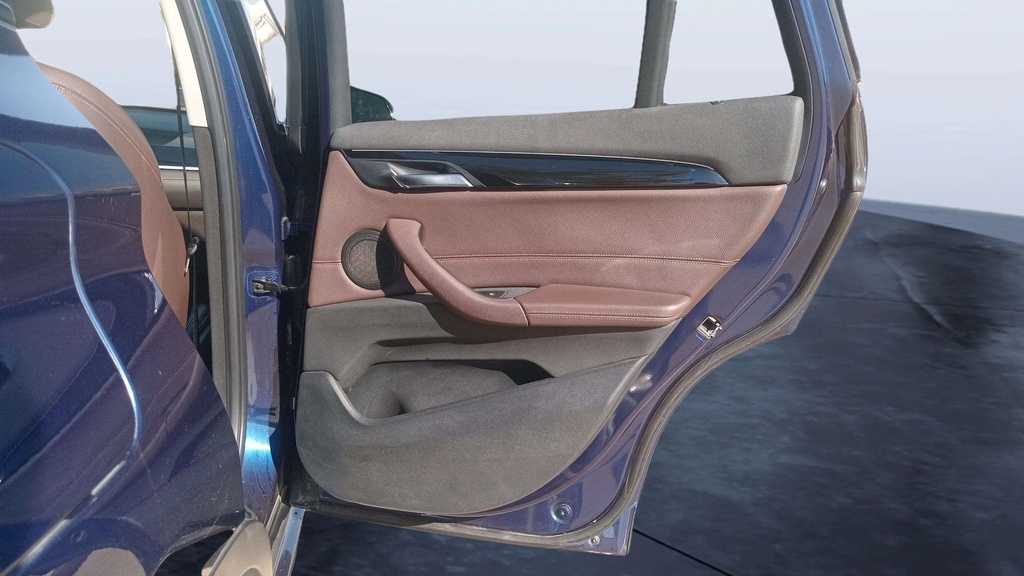 RR R DOOR