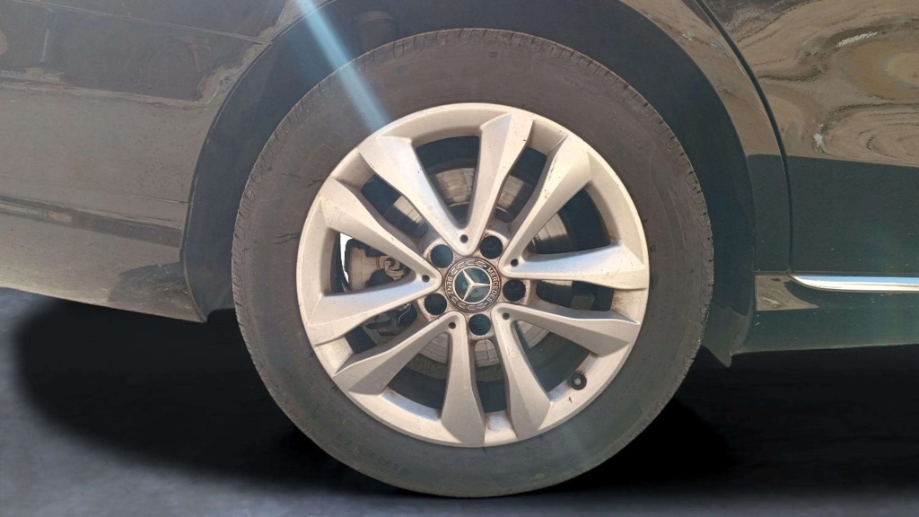 RR R TIRE