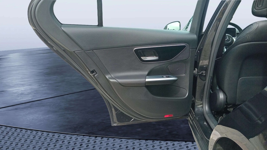 RR L DOOR