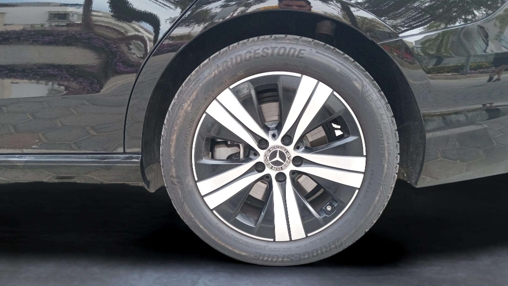 RR L TIRE