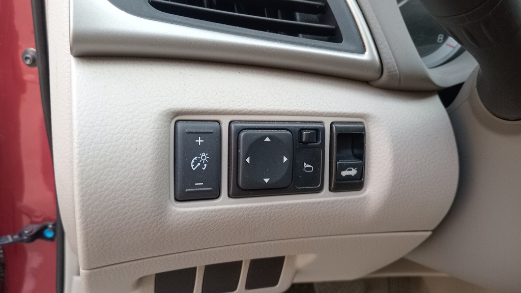 LIGHT SWITCHES