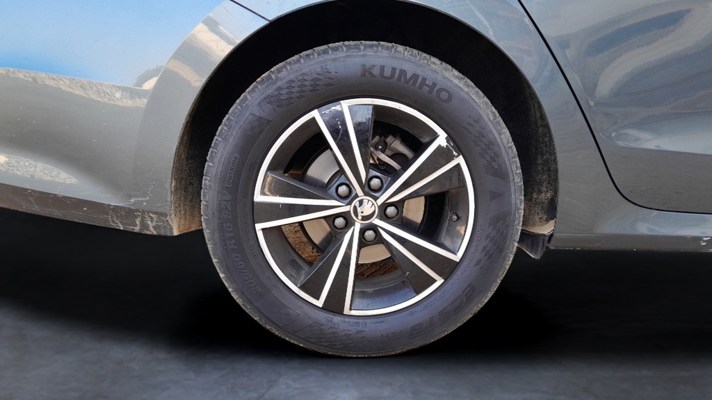 RR R TIRE