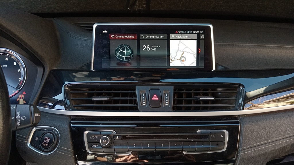 MULTIMEDIA SCREEN