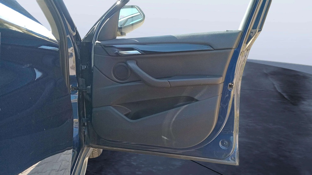 FR R DOOR
