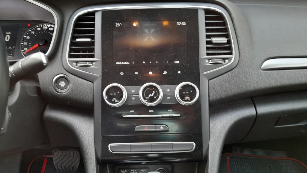 MULTIMEDIA SCREEN