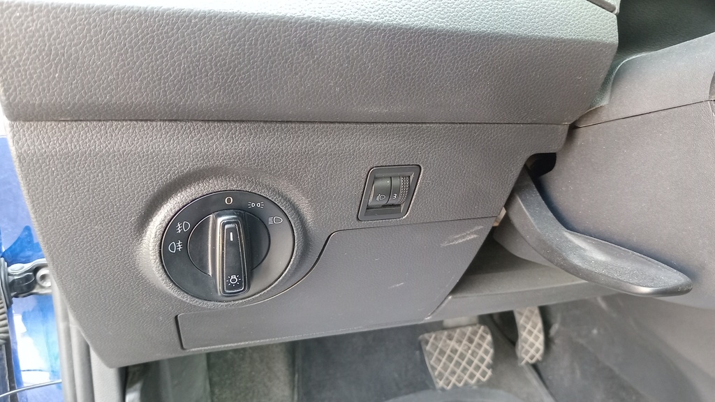LIGHT SWITCHES