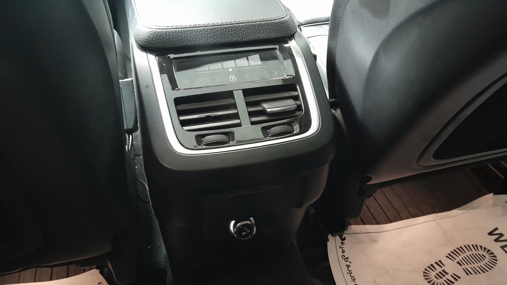 RR AC GRILL