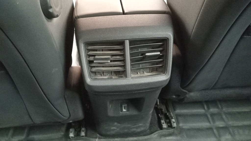 RR AC GRILL