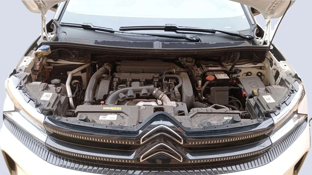 ENGINE COMPARTMENT