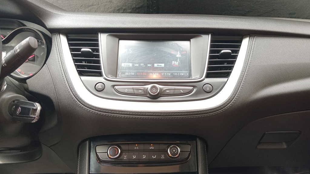 MULTIMEDIA SCREEN