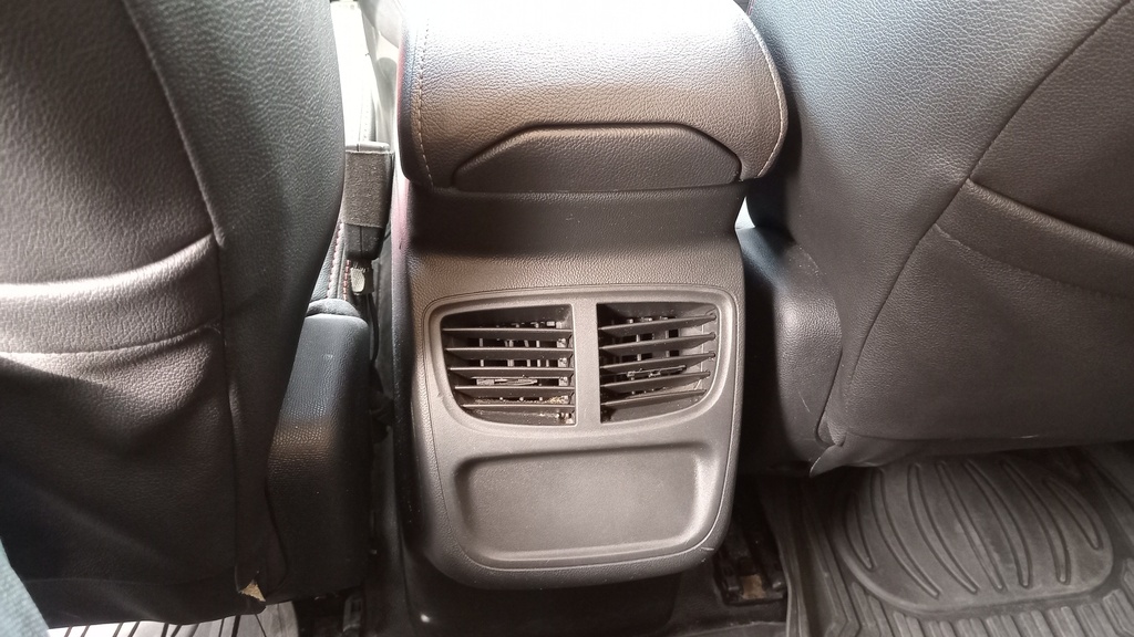 RR AC GRILL