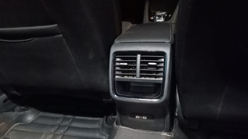 RR AC GRILL