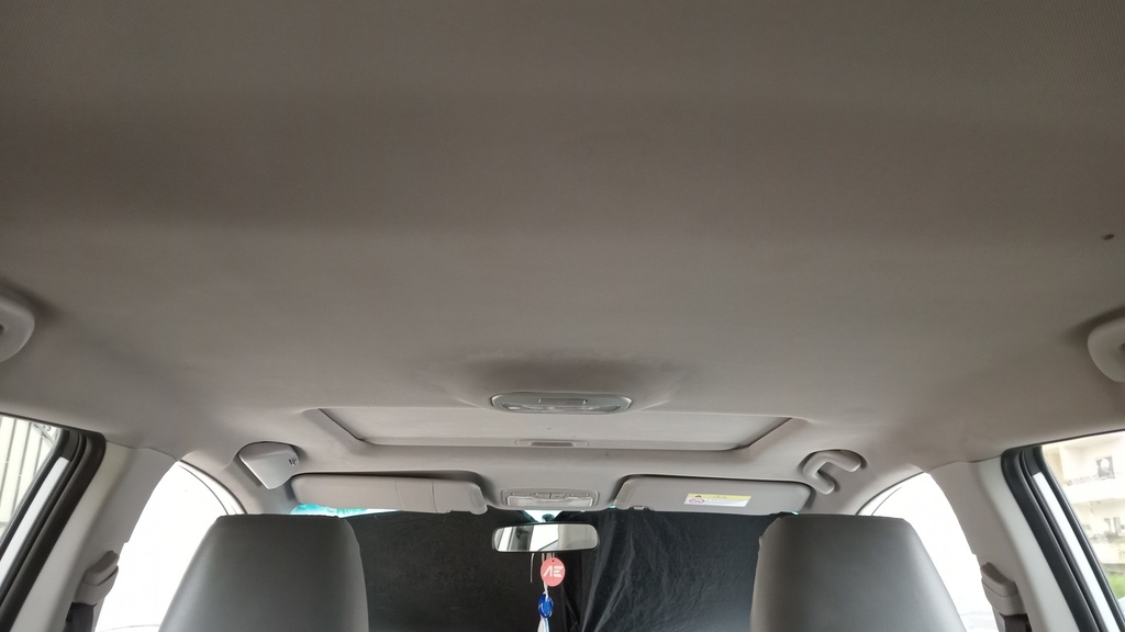 CAR ROOF MAT