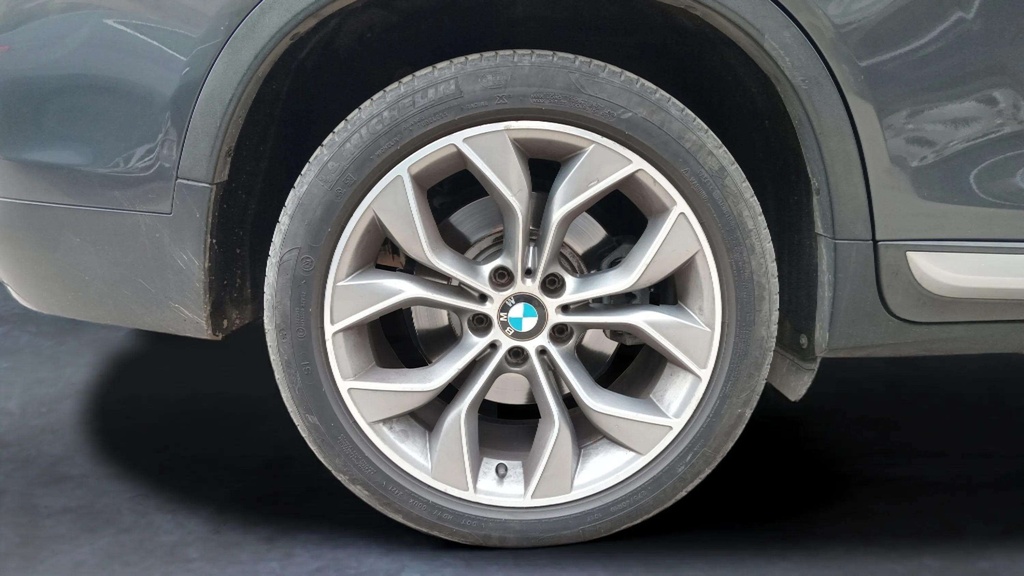 RR R TIRE