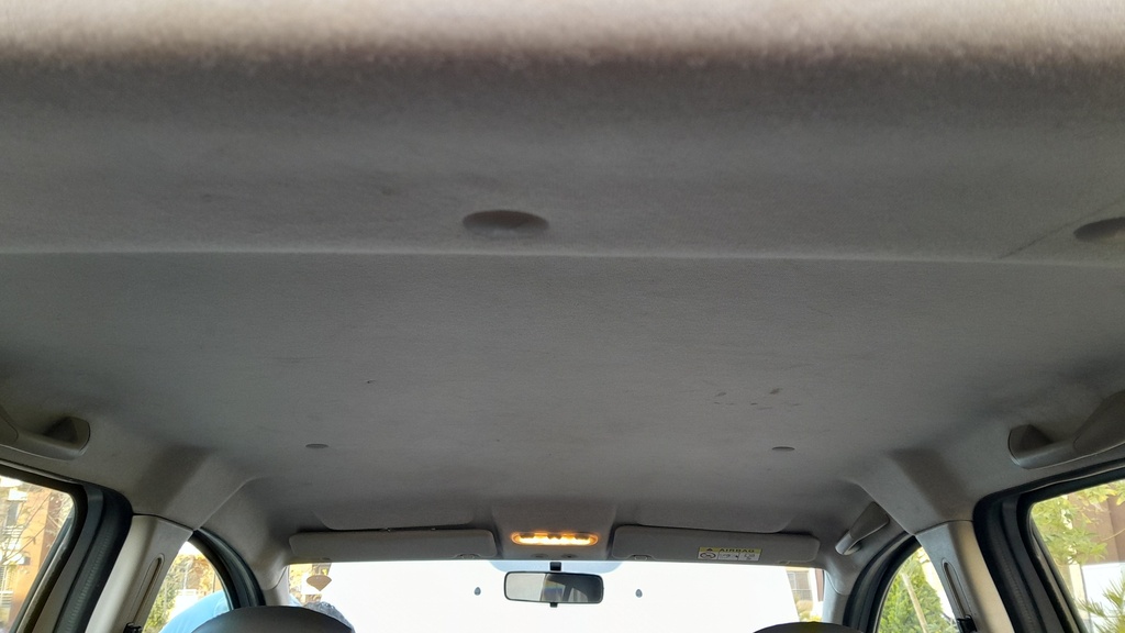 CAR ROOF MAT