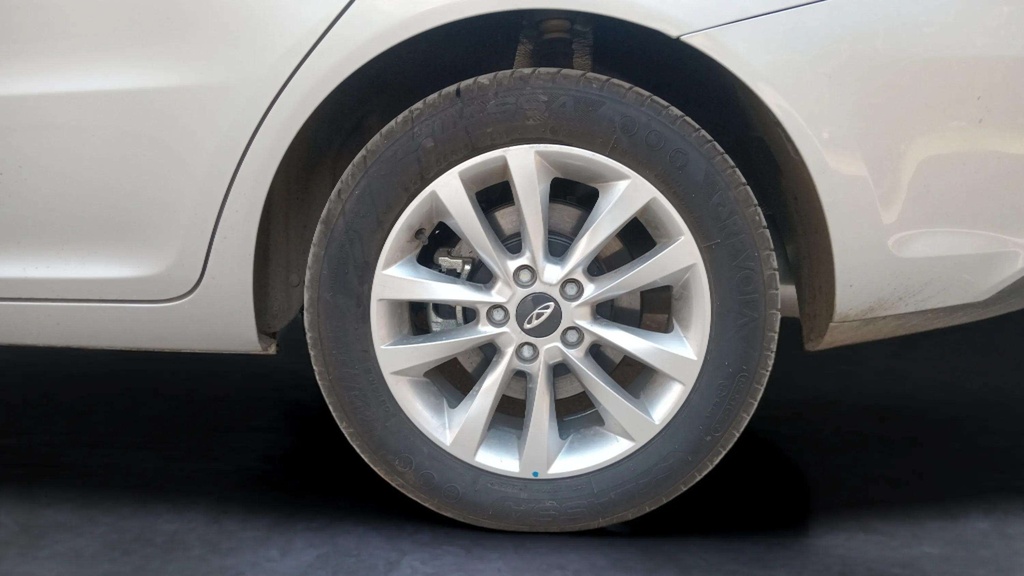 RR L TIRE