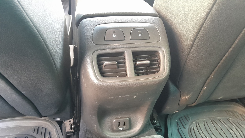 RR AC GRILL
