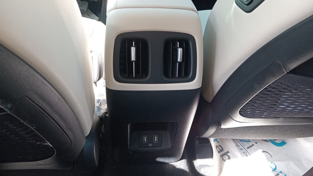 RR AC GRILL