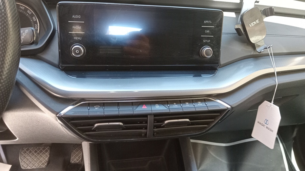MULTIMEDIA SCREEN